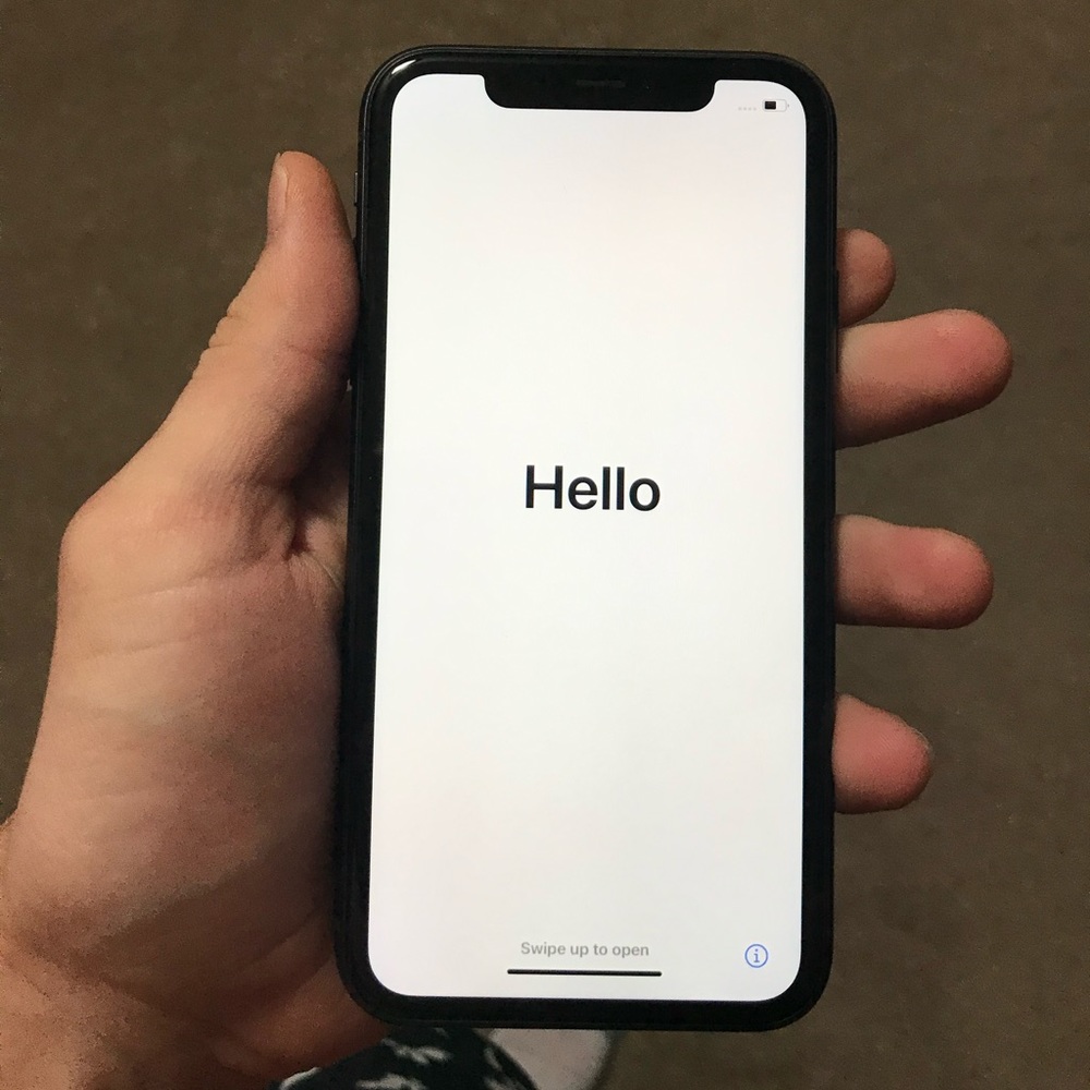 iPhone 11 128 bf ATT